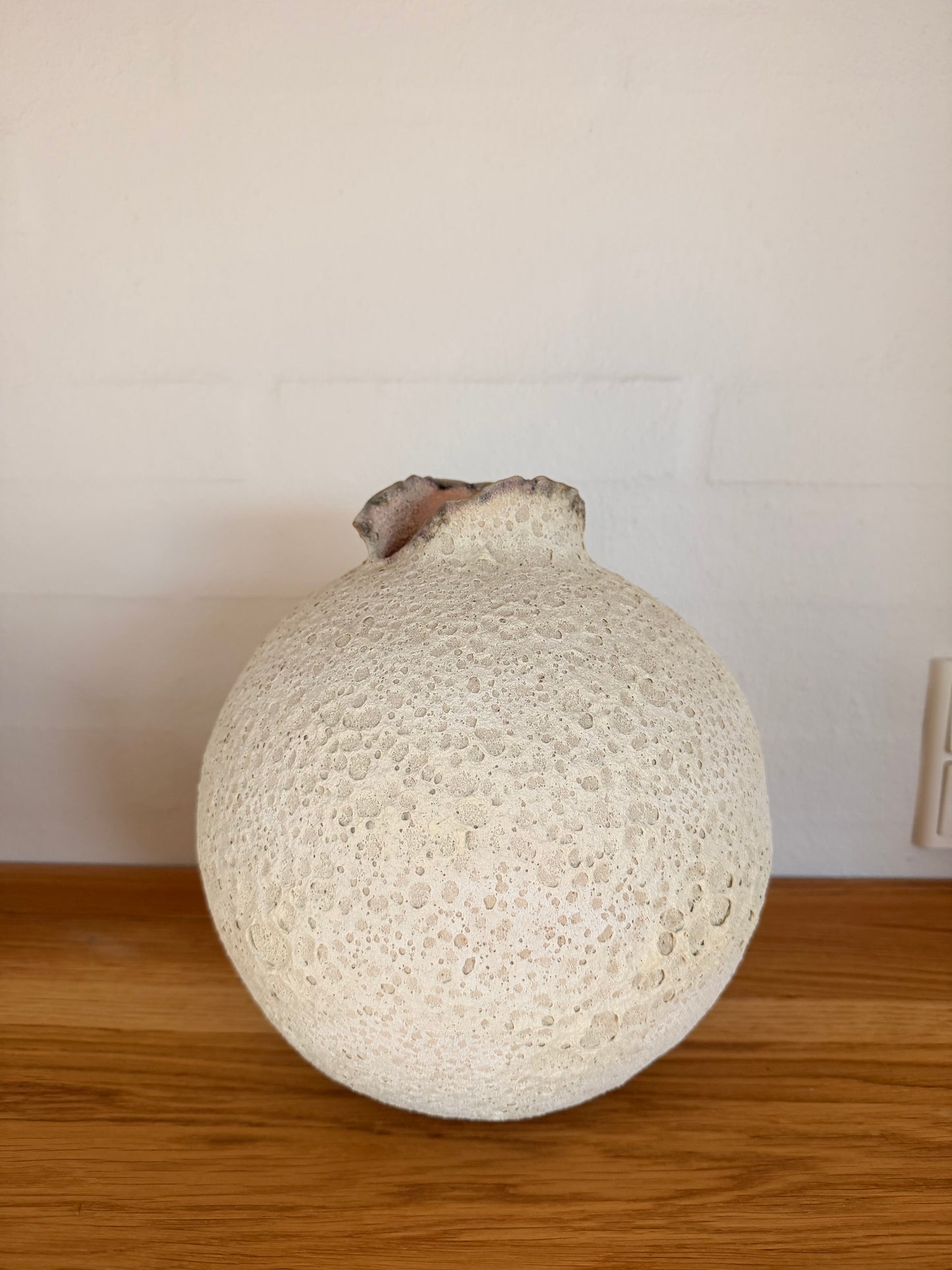 Vase i kraterglasur